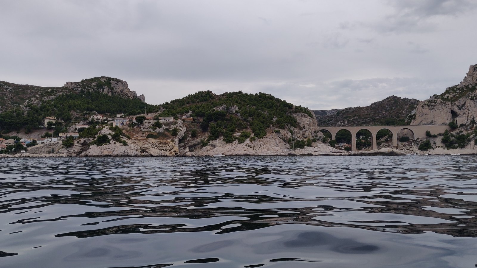 La calanque de la Vesse, à dix minutes à pied de Niolon