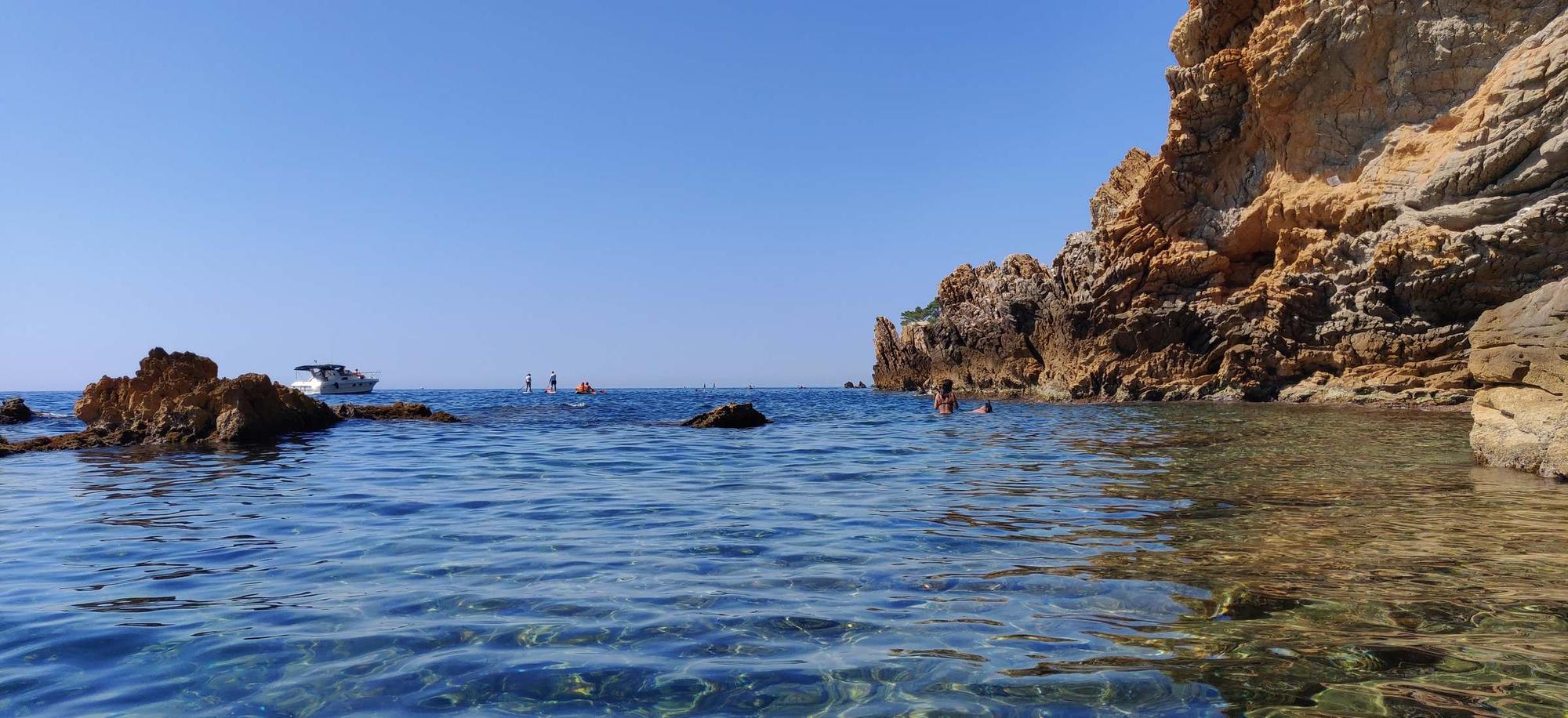 Paddle le long des criques de la Côte Bleue
